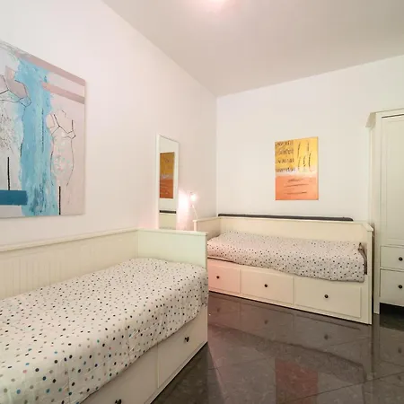 Apartment In Oggebbio With Lake Maggiore Views, Cleaning Included 公寓 *