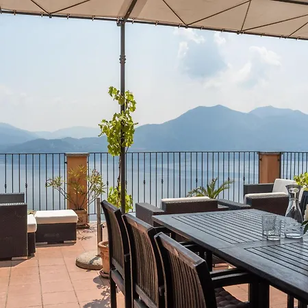 Apartment In Oggebbio With Lake Maggiore Views, Cleaning Included Appartamento Oggebbio